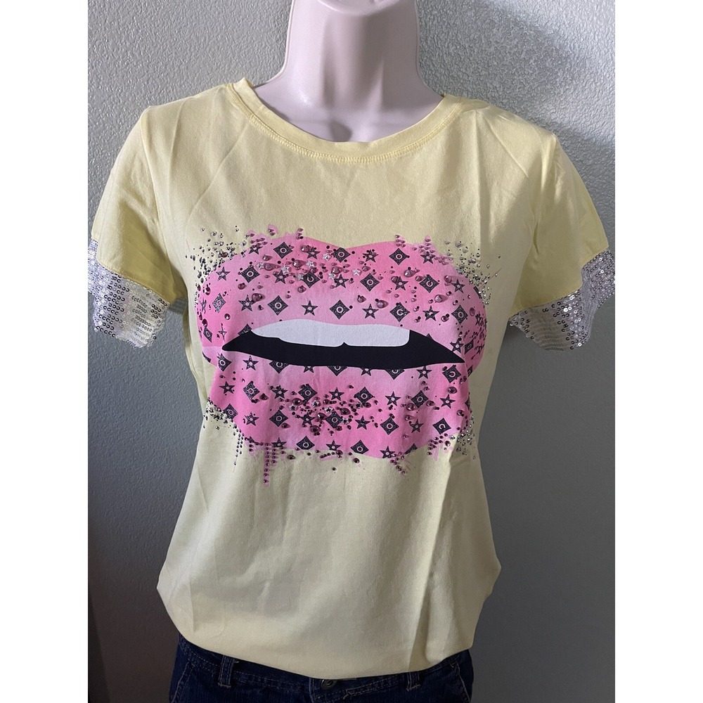 Vinizbena  Yellow Women's Cotton T-Shirt Size Small  ~ New